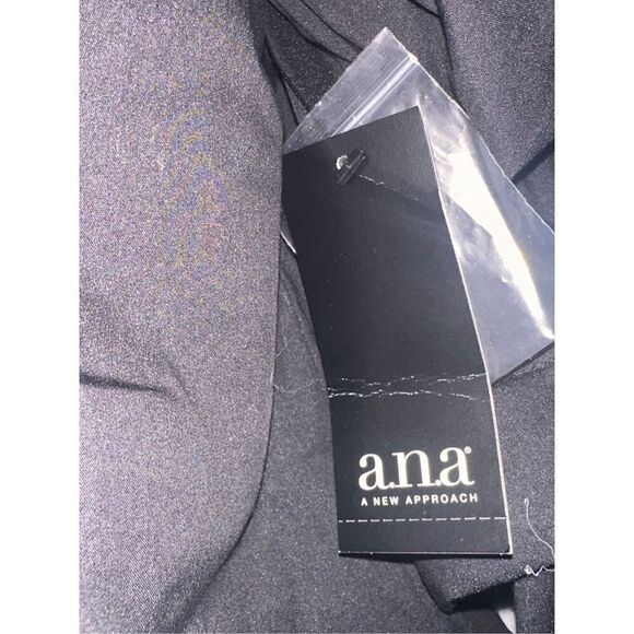 NEW WITH TAGS Women a.n.a NWT Ana A New Approach Womens black tier ruffle sleeve - Picture 2 of 6